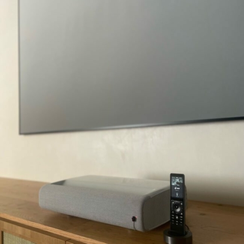 KNX Automation Savant Pro remote and short throw projector for home cinema